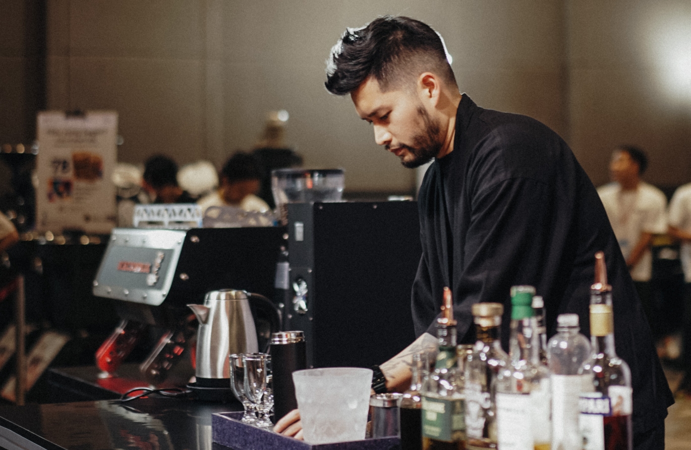 【The Lounge & Bar】 Coffee Omakase with Mikael Jasin